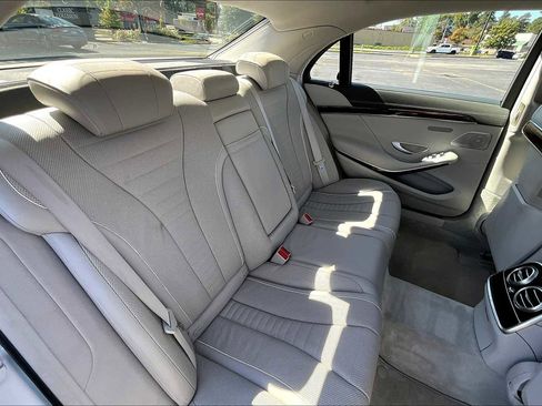 Used 2015 Mercedes-Benz S 550 Sedan image 20