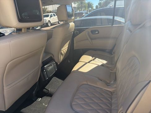 Used 2022 Nissan Armada Platinum image 11