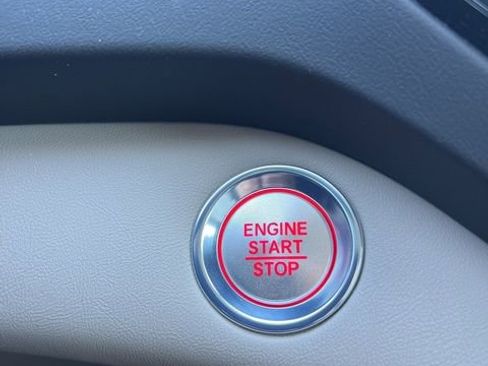 Used 2025 Acura RDX SH-AWD w/ Advance Package image 22