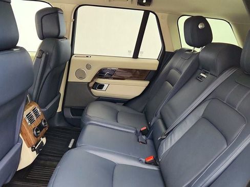 Used 2019 Land Rover Range Rover HSE AWD/4WD image 22