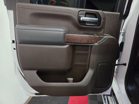 Used 2023 GMC Sierra 2500 Denali image 35