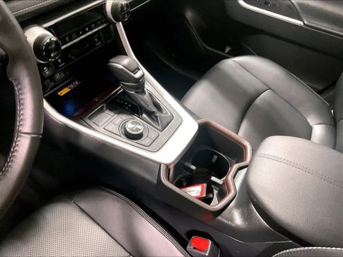 Used 2024 Toyota RAV4 Limited image 20