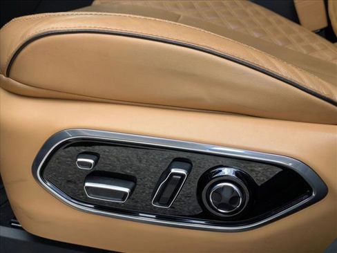 Used 2021 Jeep Grand Cherokee L Summit w/ Advanced Protech Group IV image 4