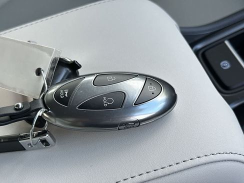 Used 2026 Hyundai Sonata SE FWD image 28