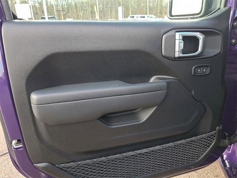 New 2026 Jeep Gladiator Sport image 7