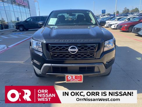 Used 2022 Nissan Frontier S w/ Technology Package image 8