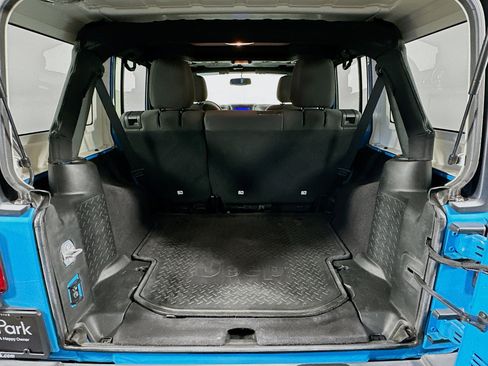 Used 2017 Jeep Wrangler Unlimited Sport w/ Quick Order Package 24S image 25