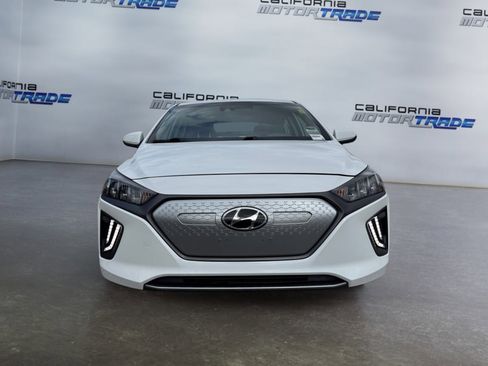 Used 2020 Hyundai Ioniq Limited FWD image 2