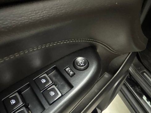 Used 2015 Cadillac SRX Luxury w/ Driver Awareness Package FWD image 25