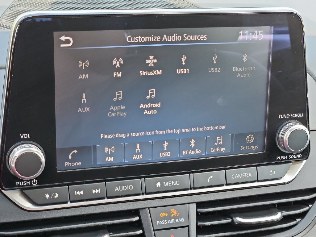 Used 2025 Nissan Altima 2.5 SV FWD image 17