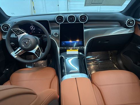 New 2026 Mercedes-Benz GLC 300 GLC 300 image 22