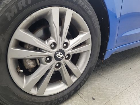 Used 2017 Hyundai Elantra SE w/ SE A/T Tech Package 03 image 31