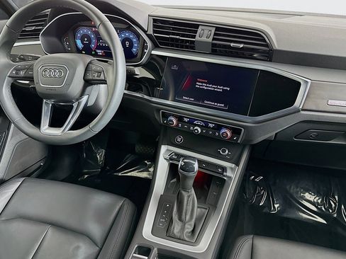 Used 2025 Audi Q3 2.0T Premium Plus w/ Premium Plus Package image 6