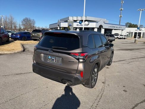 Used 2025 Subaru Forester Touring image 6