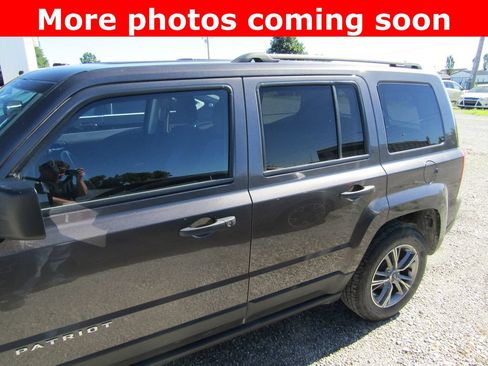 Used 2015 Jeep Patriot Sport FWD image 2
