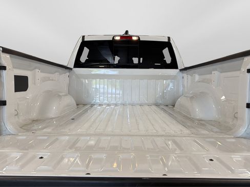 Used 2026 RAM 1500 Laramie AWD/4WD image 46