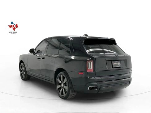 Used 2024 Rolls-Royce Cullinan AWD/4WD image 4