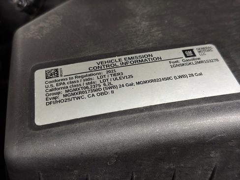 Used 2021 Chevrolet Suburban High Country w/ Premium Package image 41