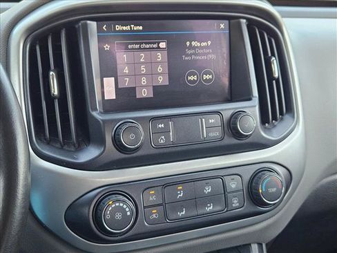 Used 2020 Chevrolet Colorado LT w/ LT Convenience Package RWD image 8