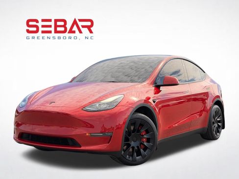 Used 2023 Tesla Model Y Long Range AWD/4WD image 1