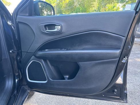 Certified 2020 Jeep Compass Latitude image 25