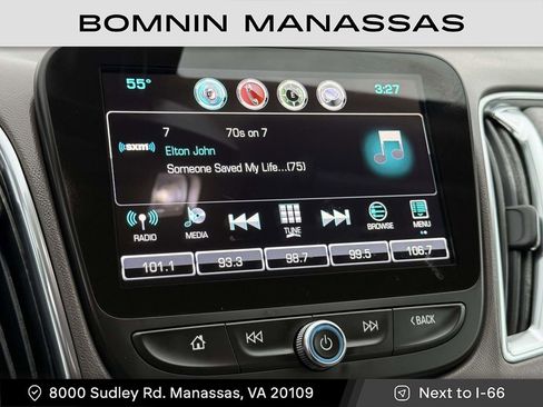 Used 2017 Chevrolet Malibu LT image 19