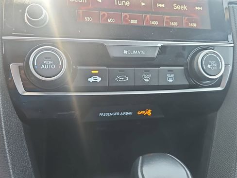 Used 2019 Honda Civic Sport image 17