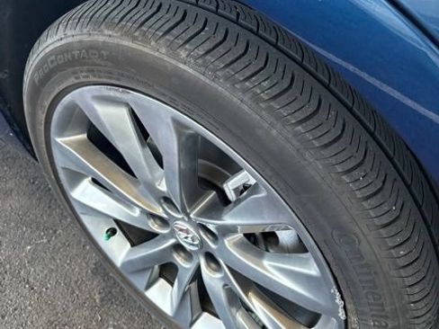 Used 2023 Buick Envision Avenir FWD image 7
