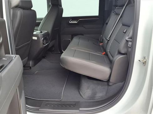 New 2026 GMC Sierra 2500 SLT w/ SLT Premium Package image 22