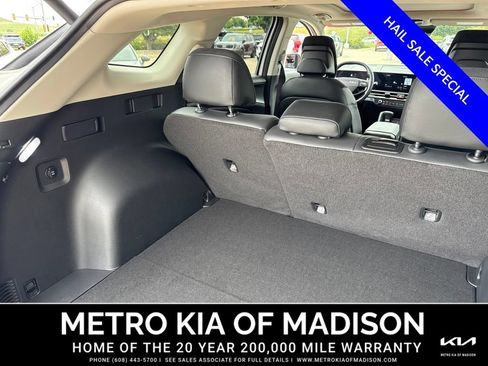 Used 2026 Kia Sportage SX FWD image 27