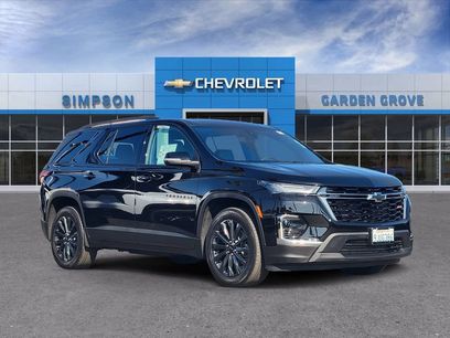 Used 2023 Chevrolet Traverse RS