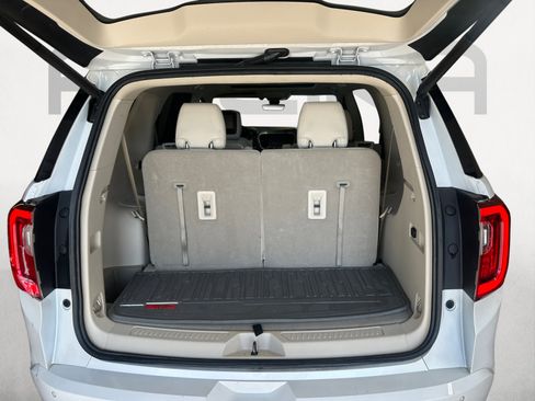 Used 2020 GMC Acadia Denali AWD/4WD image 12