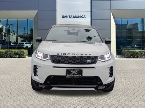 Used 2024 Land Rover Discovery Sport Dynamic SE image 3
