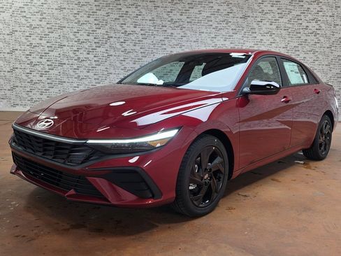 New 2026 Hyundai Elantra Sport image 4