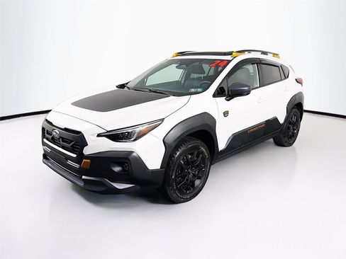 Used 2024 Subaru Crosstrek 2.5i Wilderness w/ Crosstrek Mirror Package image 3