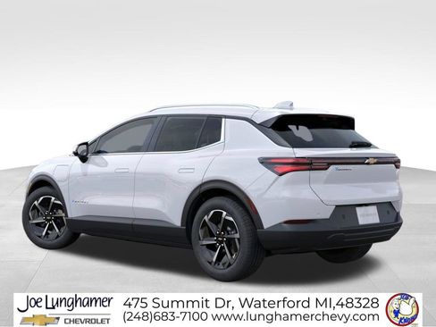New 2026 Chevrolet Equinox EV LT FWD image 3