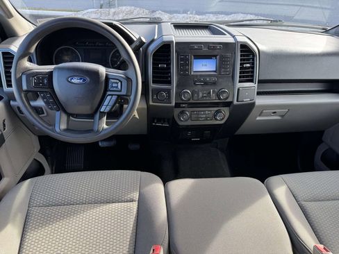Used 2018 Ford F150 XLT image 2