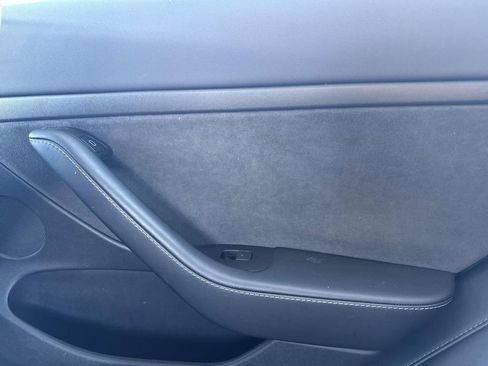 Used 2023 Tesla Model 3 Standard Range image 15