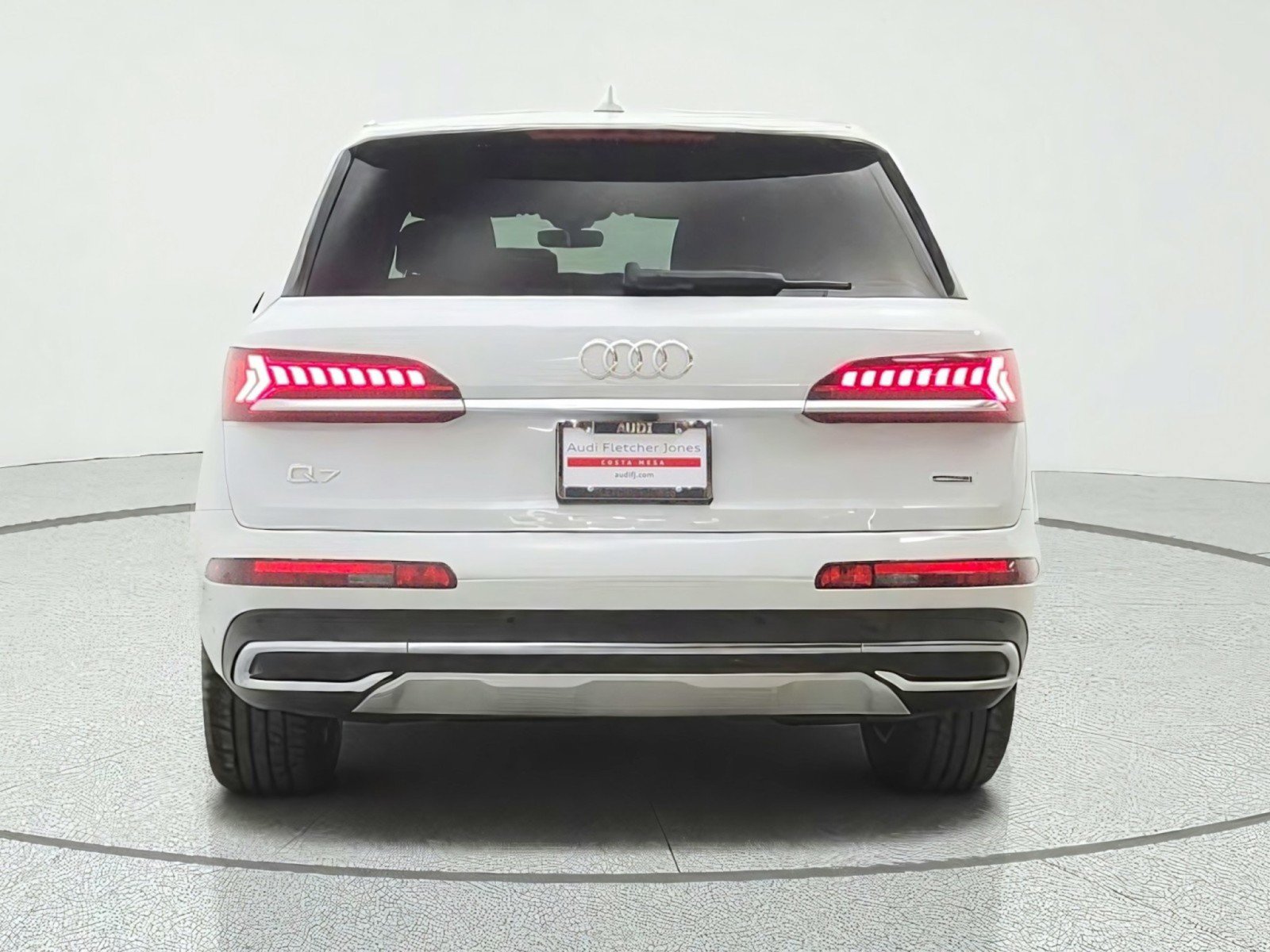 Used 2023 Audi Q7 3.0T Premium AWD/4WD image 6