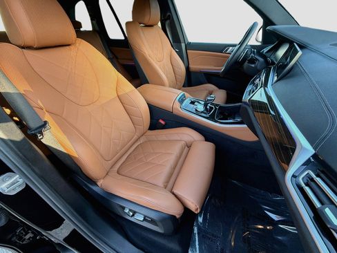Certified 2023 BMW X5 xDrive40i w/ Premium Package AWD/4WD image 15