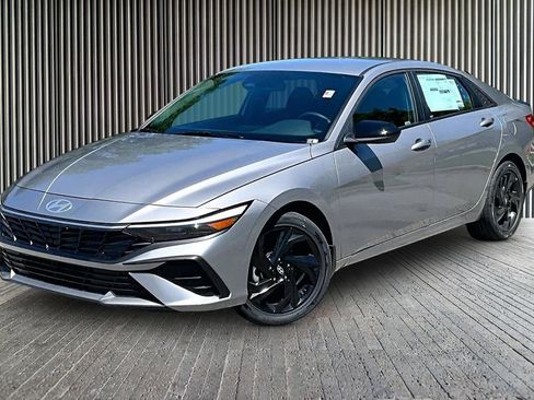 New 2026 Hyundai Elantra Sport FWD image 2