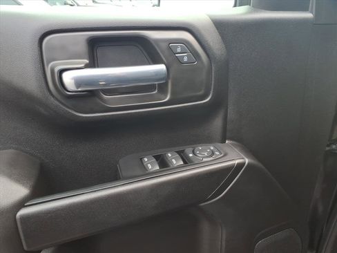 Certified 2022 Chevrolet Silverado 1500 Custom w/ LPO, Dark Essentials Package image 10