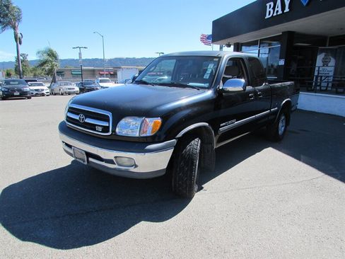 Used 2000 Toyota Tundra SR5 RWD image 3