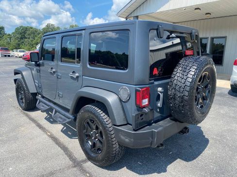 Used 2017 Jeep Wrangler Unlimited Sport w/ Quick Order Package 24S AWD/4WD image 3