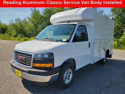 New 2025 GMC Savana 3500 w/ Power Convenience Package