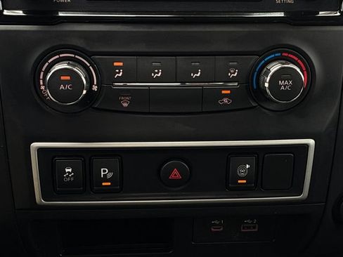 Used 2021 Nissan Titan S w/ S Utility Package RWD image 19