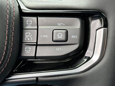 New 2025 Jeep Wagoneer S Limited image 16