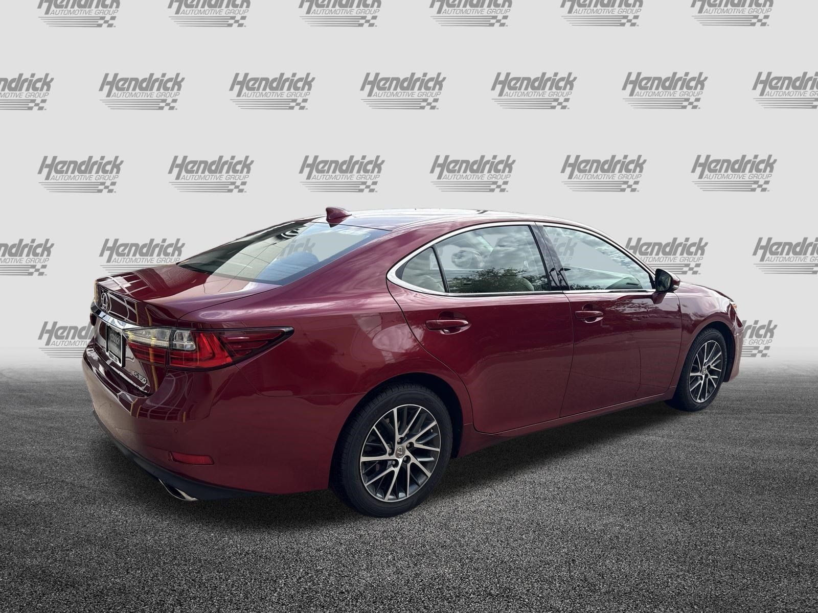 Used 2017 Lexus ES 350 w/ Luxury Package FWD image 10