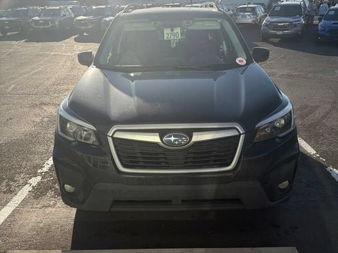 Used 2021 Subaru Forester Premium AWD/4WD image 2