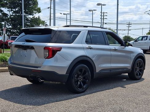Used 2023 Ford Explorer ST-Line AWD/4WD image 11